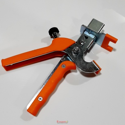 Щипці металеві